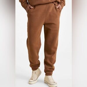 GUC Nuuds Classic Sweatpant in chocolate